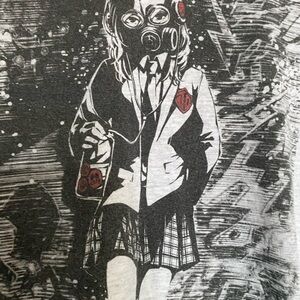 Popkiller Graphic T-Shirt with Gas Mask Design unisex Tokyo direct